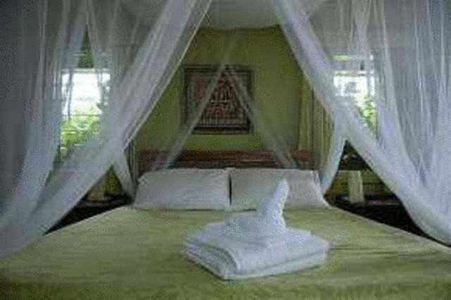 Palmlea Farms Lodge & Bures - Villas Labasa Habitación foto